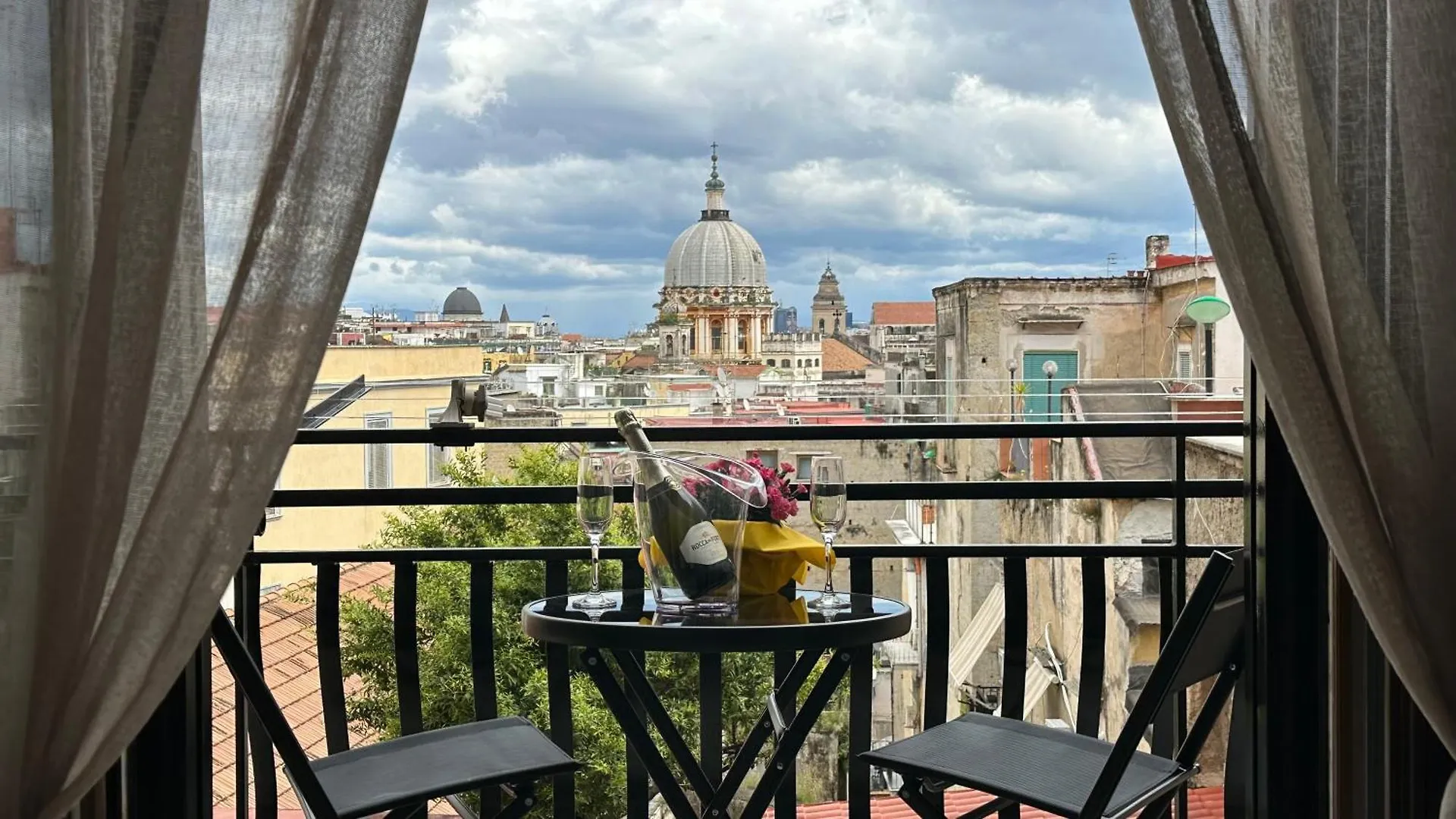 Il Balcone Su Napoli Antica Daire