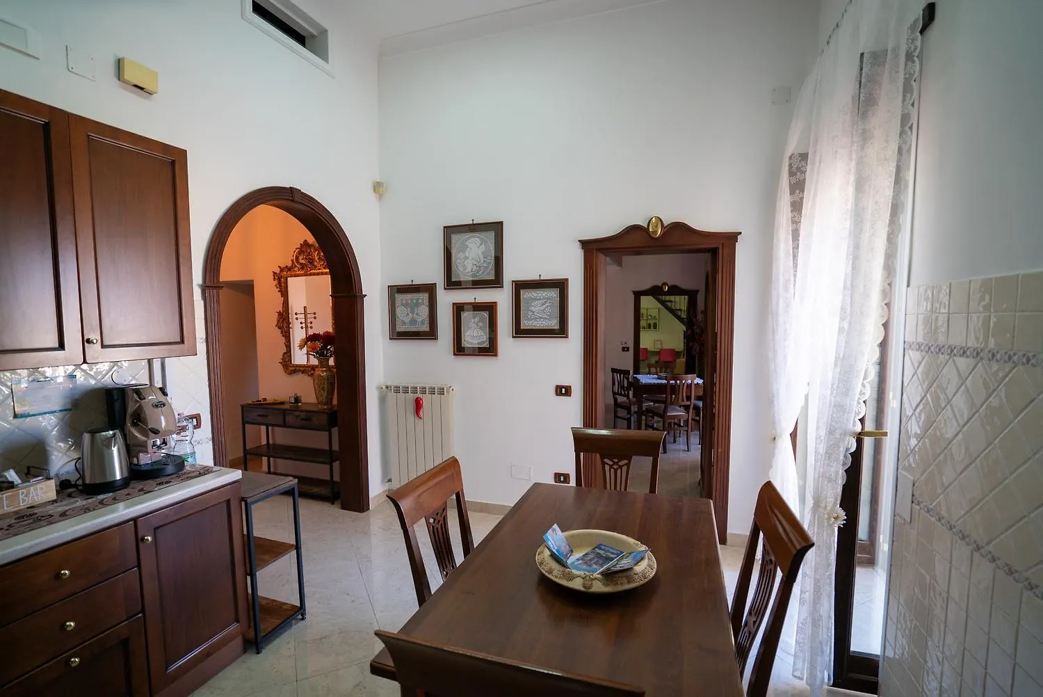 Il Balcone Su Napoli Antica Apartment  Naples