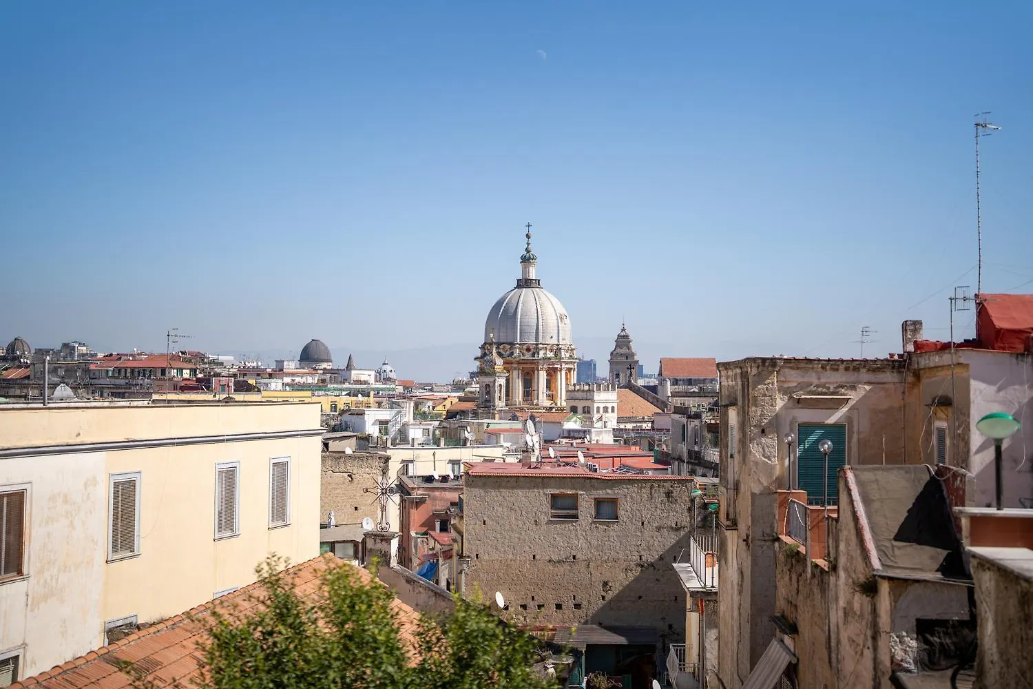 Il Balcone Su Napoli Antica Apartment Italy